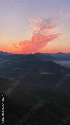 高千穂・国見ヶ丘に広がる雲海の絶景 空撮