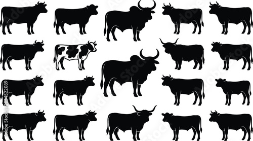 Quadro su tela Cow and Bull Silhouette Vector Set Featuring Various Cattle Breeds Zebu Longhorn