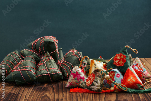 Fotografie Zongzi rice dumplings and fragrant sachets for Dragon Boat Festival