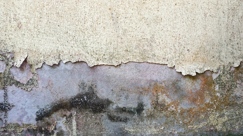 Fotografie This image shows the texture of an old wall with cracked plaster and peeling paint