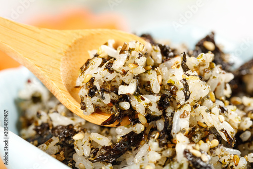 Photos Seaweed Rice Crumbles with Sesame Seeds Snack