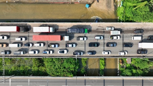 Photos Aerial drone view of heavy traffic congestion reflects urban mobility issues, rising transport demand, limited road capacity, the need for smarter traffic systems, sustainable city planning solutions