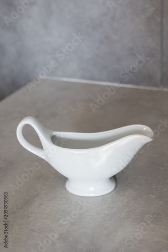 Servir porcelana blanca