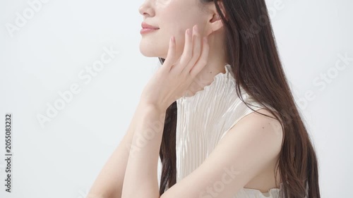 女性　スキンケア
