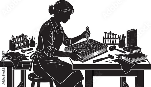 Foto Artisan Bookbinder Crafting Intricate Cover Designs, Traditional Bookbinding Too