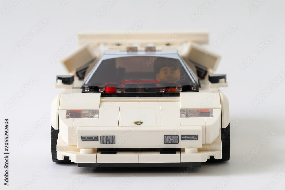 Naklejka premium Lego car Lamborghini Countach