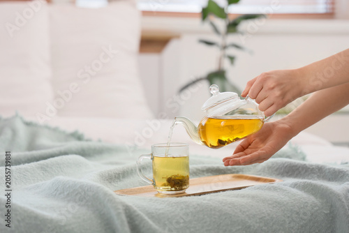 Relaxing morning ritual wit...