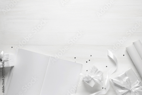 White gift boxes, blank ope...