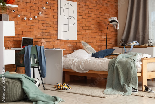 Interior of messy teenagers...