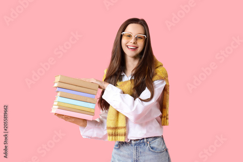 Young woman in eyeglasses w...