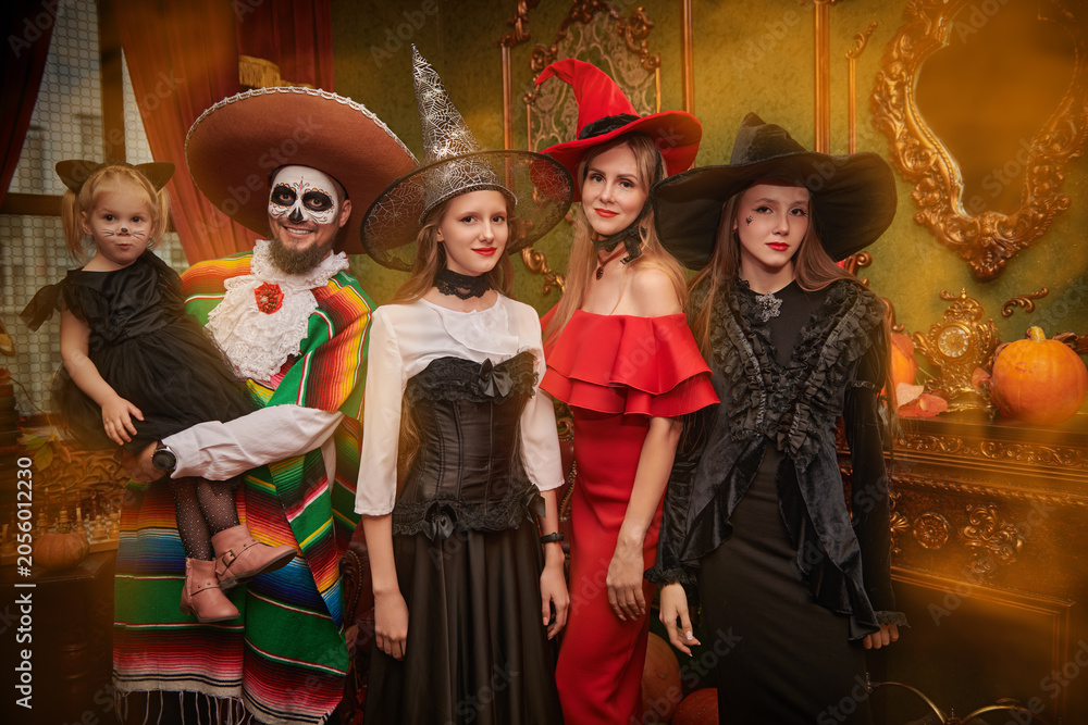 Fototapeta premium Enchanted Family Gathering