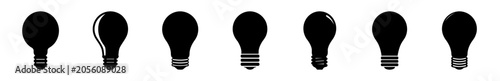 Foto Light bulb icons in different states - Six stylish light bulb icons showing various states from off to brightly lit, perfect for design projects and presentations