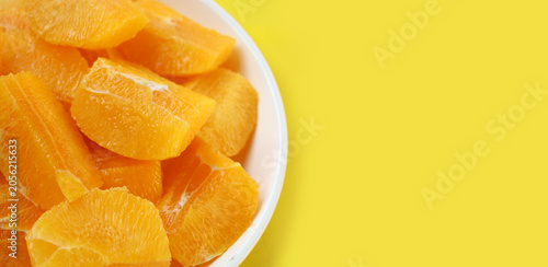 Bild auf Leinwand Sweet and healthy navel orange segments
