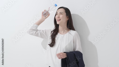 ビジネス　女性