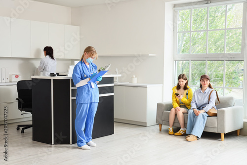 Medical clinic reception ar...