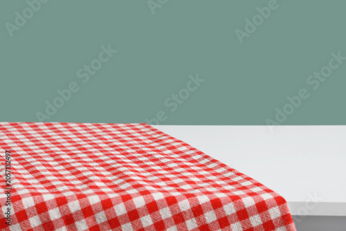 Red and white gingham check...