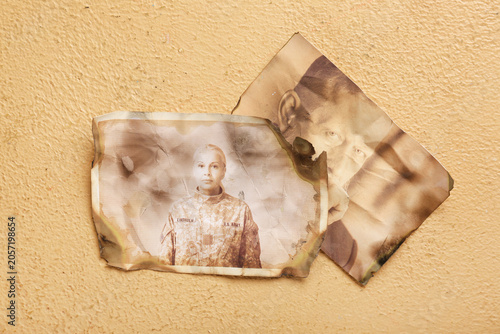 Old photos of relatives on ...
