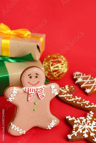 Gingerbread cookies with gi...