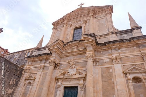 Φωτογραφία Dubrovnik old town, the catholic church and the cross, the bell tower, the clock