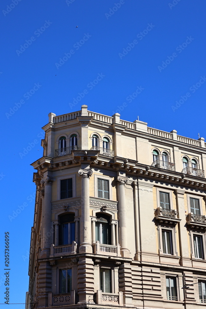 Fototapeta premium Historic Classical Building Facade in Rome, Italy
