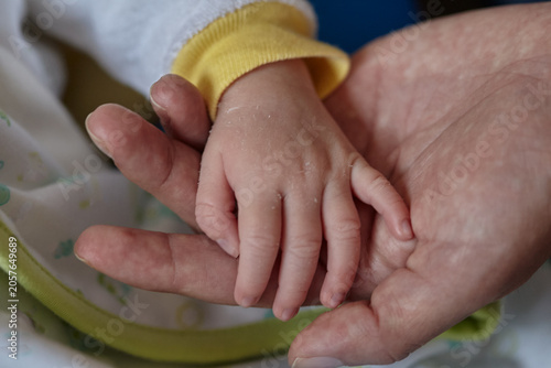 Photos This is the precise moment a man becomes a father in the fullest sense — not at