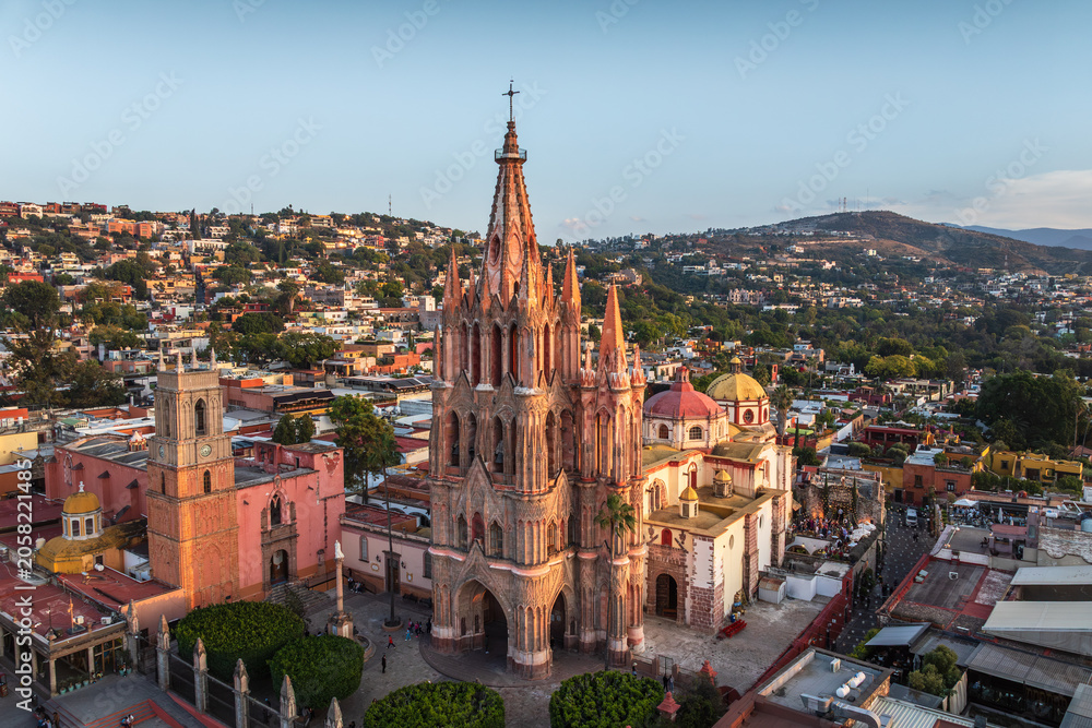 Naklejka premium Aerial view of the San Miguel Cathedral in Mexico City