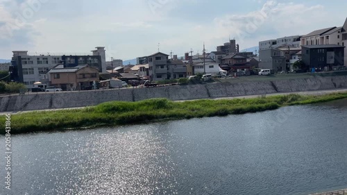 京都の鴨川  日本 旅行 観光 旅