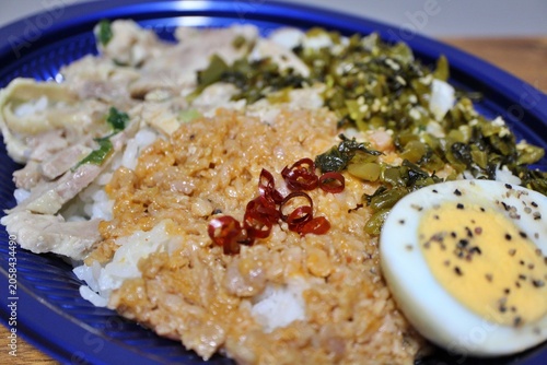 Chicken and rice (Taiwanese food) purchased at a supermarket in Tokyo, Japan