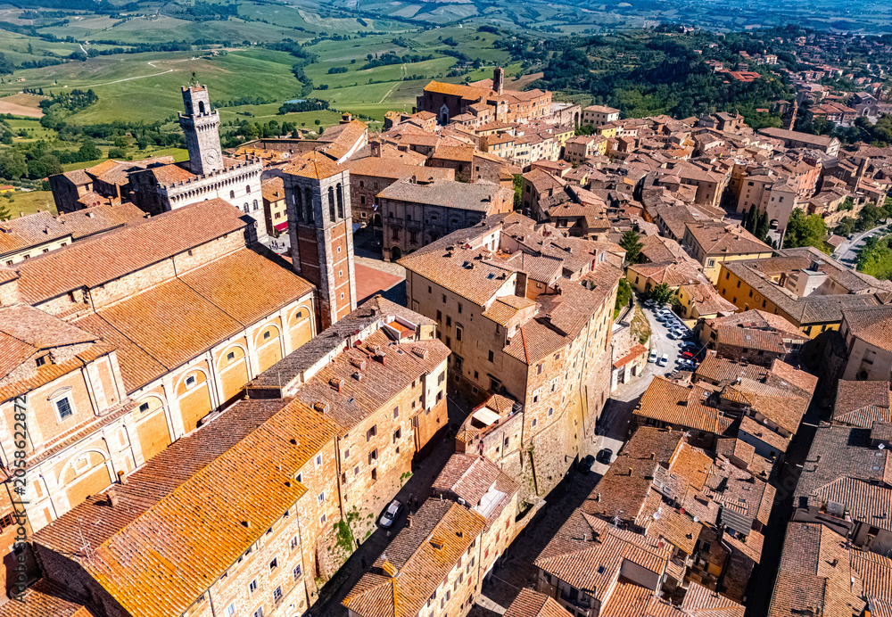Naklejka premium Aerial view of Montepulciano,Tuscany, Italy