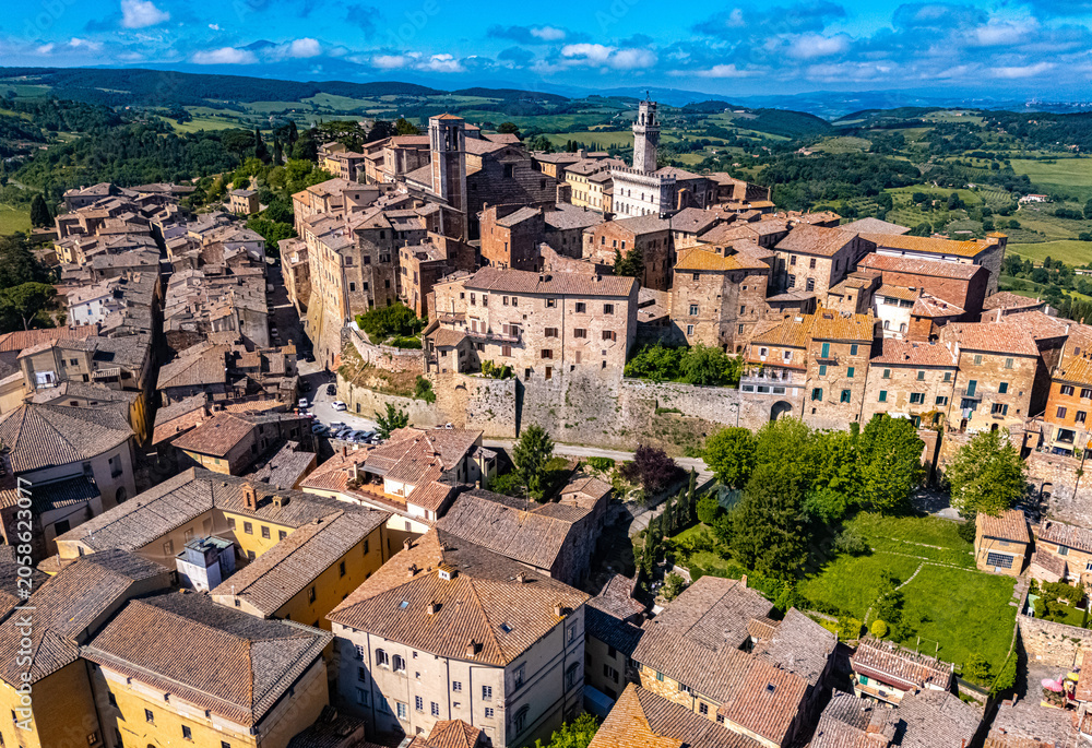 Naklejka premium Aerial view of Montepulciano,Tuscany, Italy