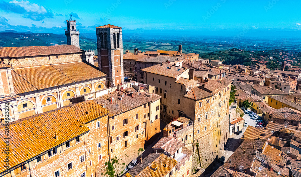 Naklejka premium Aerial view of Montepulciano,Tuscany, Italy