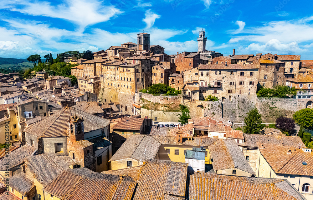 Naklejka premium Aerial view of Montepulciano,Tuscany, Italy