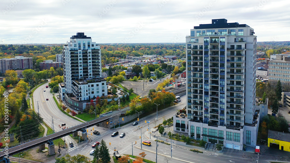 Obraz premium Aerial of Guelph, Ontario, Canada in beautiful fall