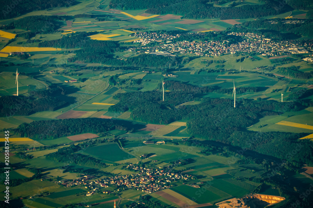 Fototapeta premium Luftaufnahme eines Windparks
