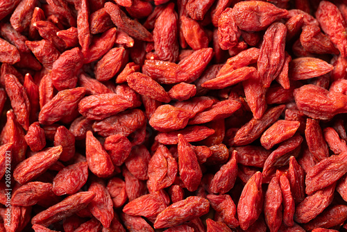 Canvastavla Close-up of organic dried goji berries texture background