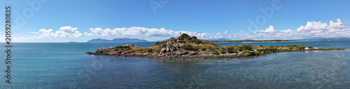 Fotografía Spectacular aerial parorama of North Head Island and lighhouse near Bowen Queens
