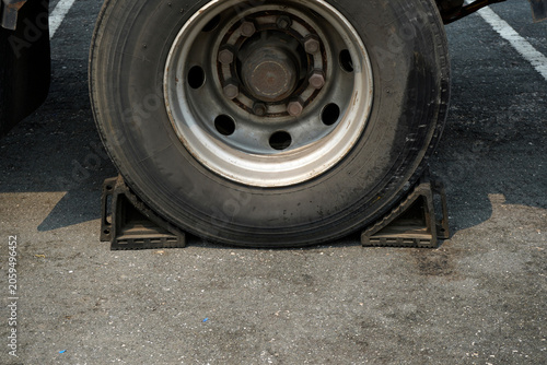 Rubber wheel chocks are used to prevent accidental rolling and movement of vehicles 