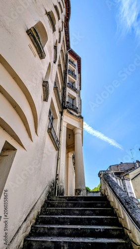BOURBONNE-LES-BAINS (Haute-Marne)