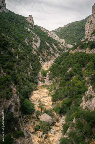 Gorges de Galamus, canyon et rivière dans l'Aude