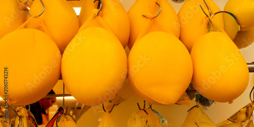 Foto Melon, a fruit with the scientific name Cucumis melo L
