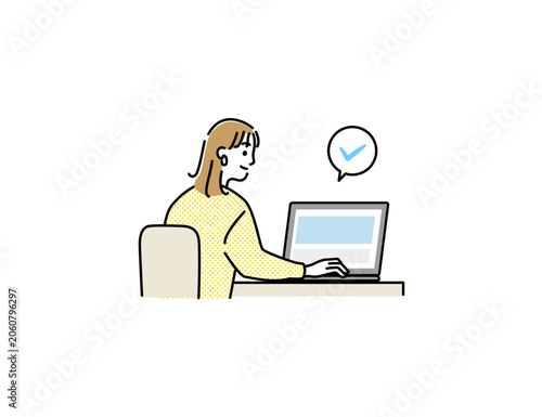 パソコンを操作する若い女性