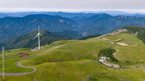 Fotografía Wide Drone Panorama of Shikoku Karst with Wind Turbine and Highland Facilities