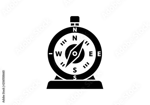 Detailed black compass icon with cardinal directions.