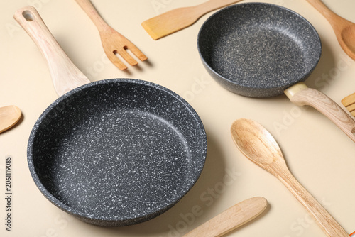 Nonstick frying pans and wo...