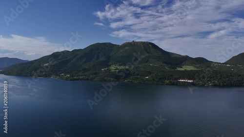 箱根・芦ノ湖と駒ヶ岳（空撮） - 神奈川県足柄郡 , 日本
