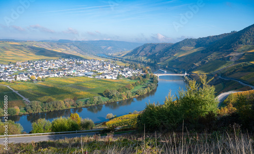 Fotografie Trittenheim, Moselle Valley with loop of Mosel river, aerial view, riesling wine