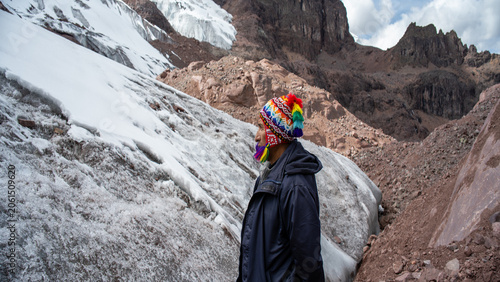 Konstfotografi Close up profile of an Andean man contemplating a glacier