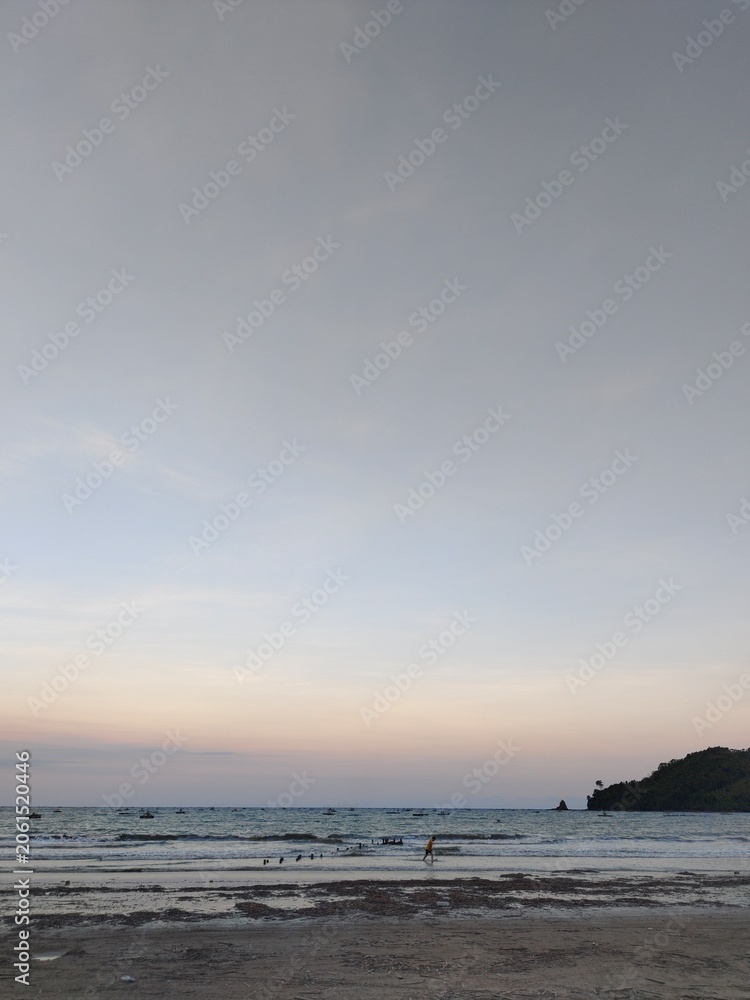 Obraz premium sunset on the beach