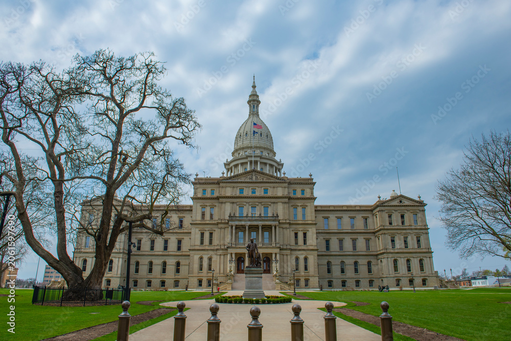 Fototapeta premium Michigan State Capitol is the legislative government of Michigan State, at 100 N Capitol Ave, Lansing, Michigan MI, USA.