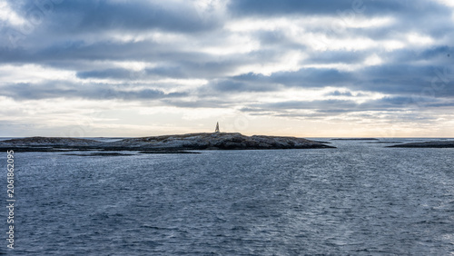 Bilde på lerret Traditional Scandinavian navigational markers near rocky islands in Trondelag co